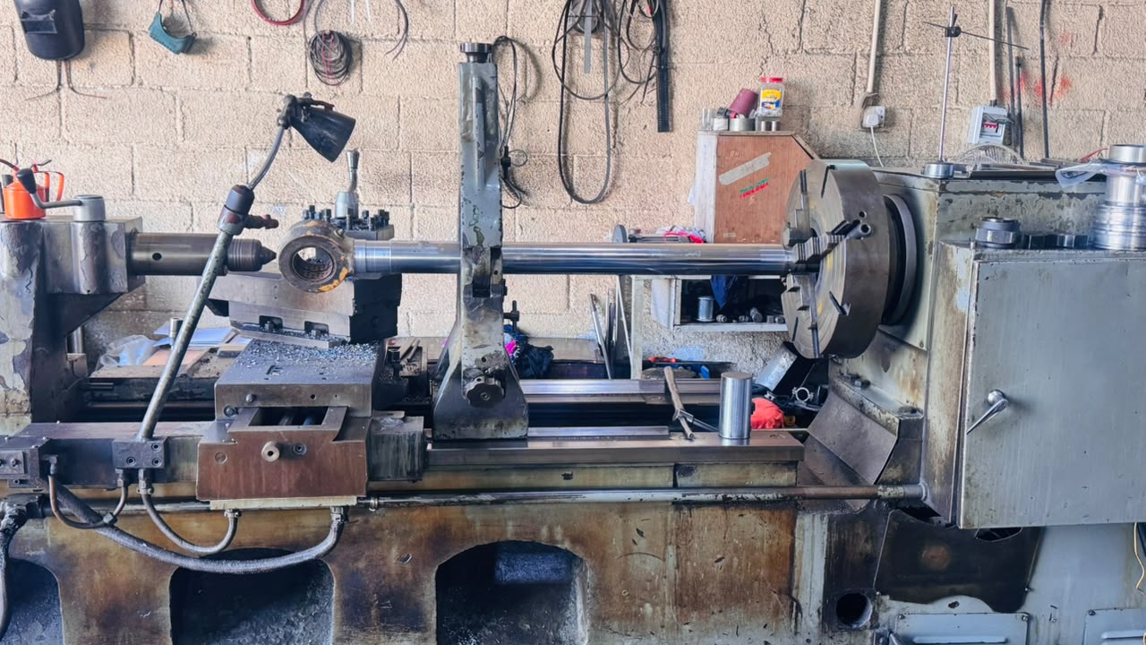 Car mechanical inspection and maintenance service in Dubai workshop